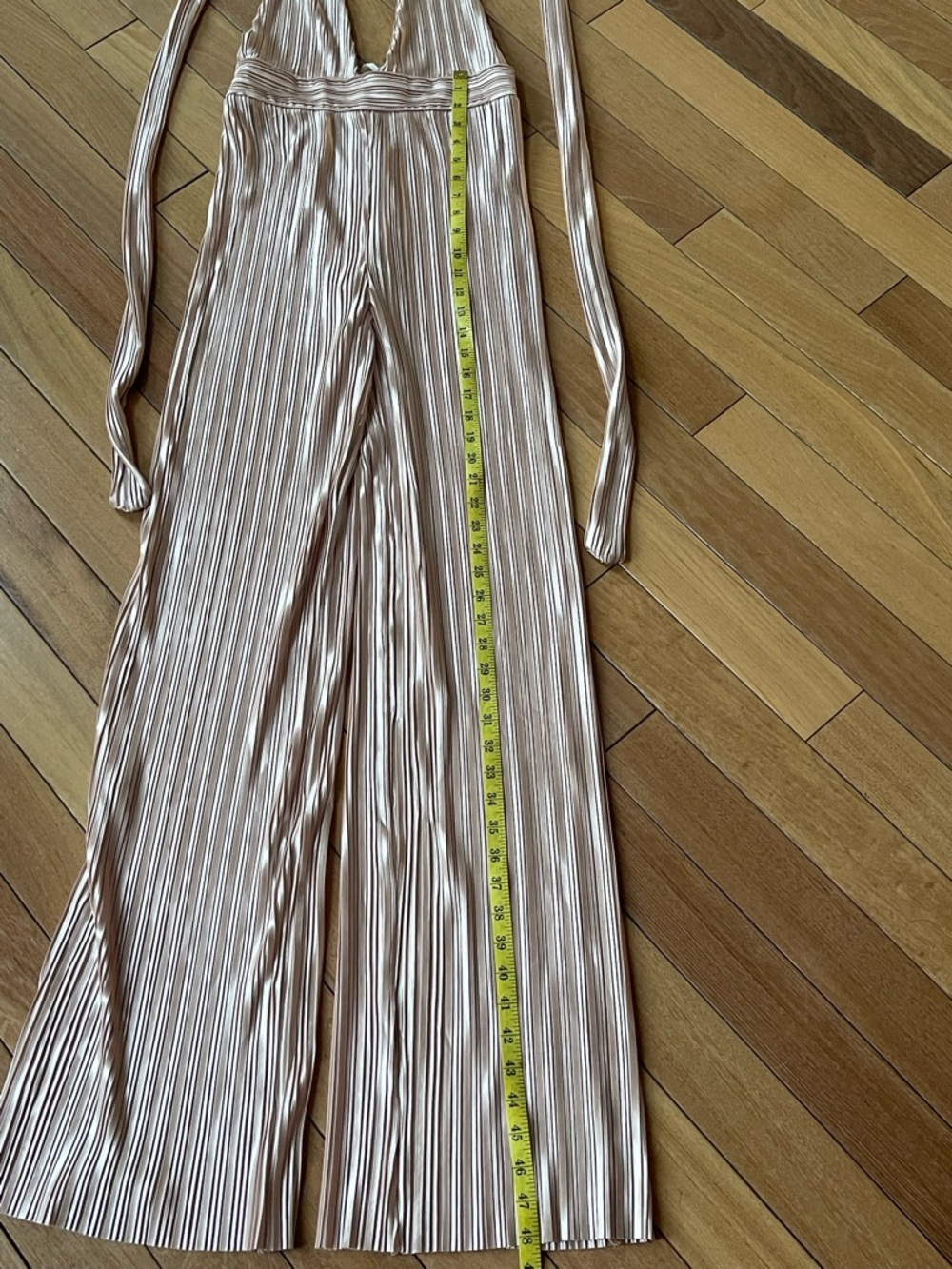 Miss Circle New York Pleated Halter Glam Jumpsuit NWT XS Blush Pink Satin - Picture 5 of 16